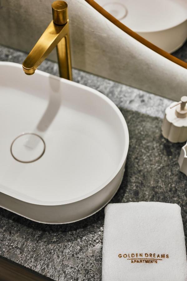 Golden Dreams Luxury Apartment 81 Krakow Luaran gambar